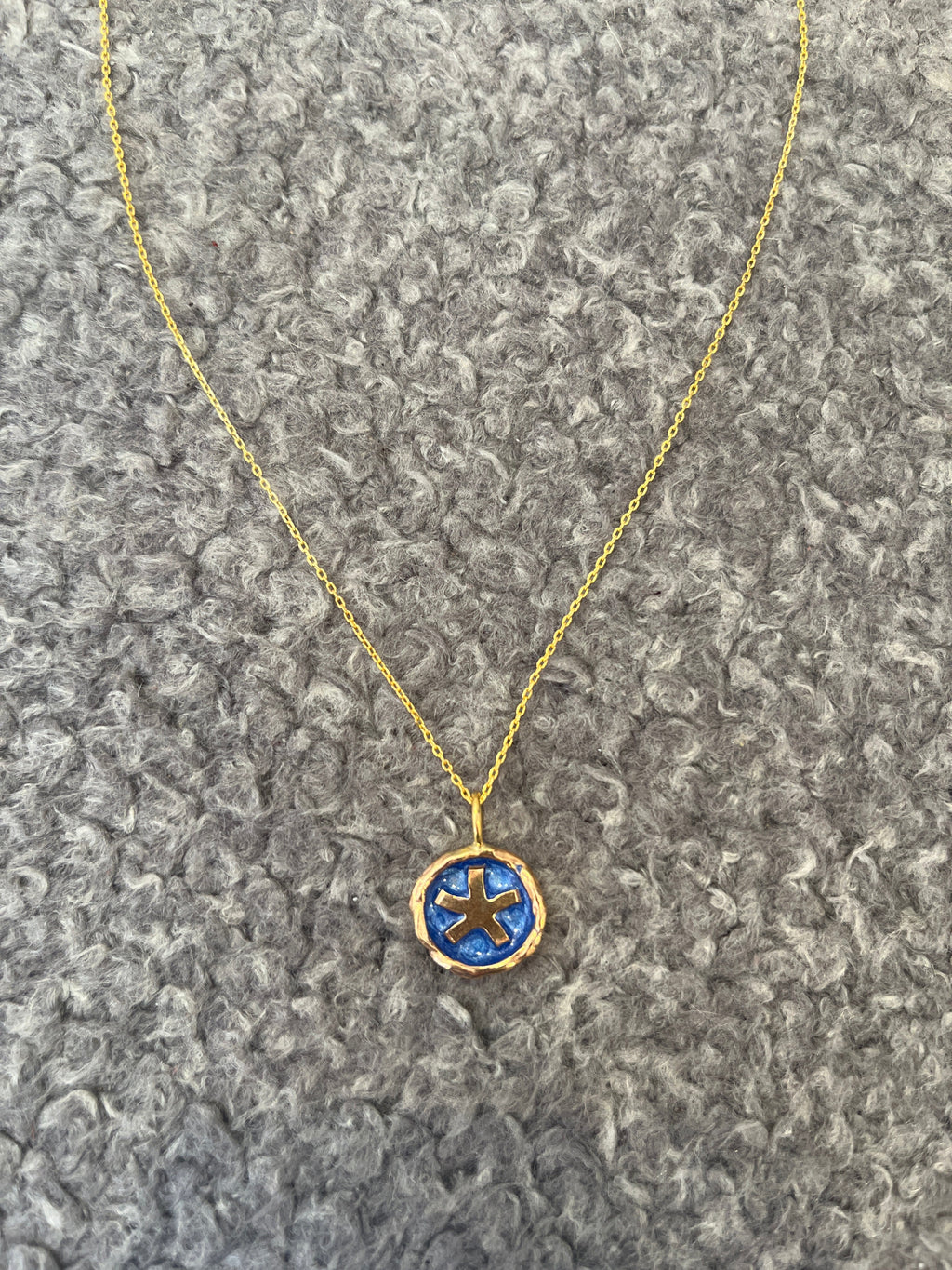 Blue Enamel Starfish Necklace – Gold-Plated Bronze