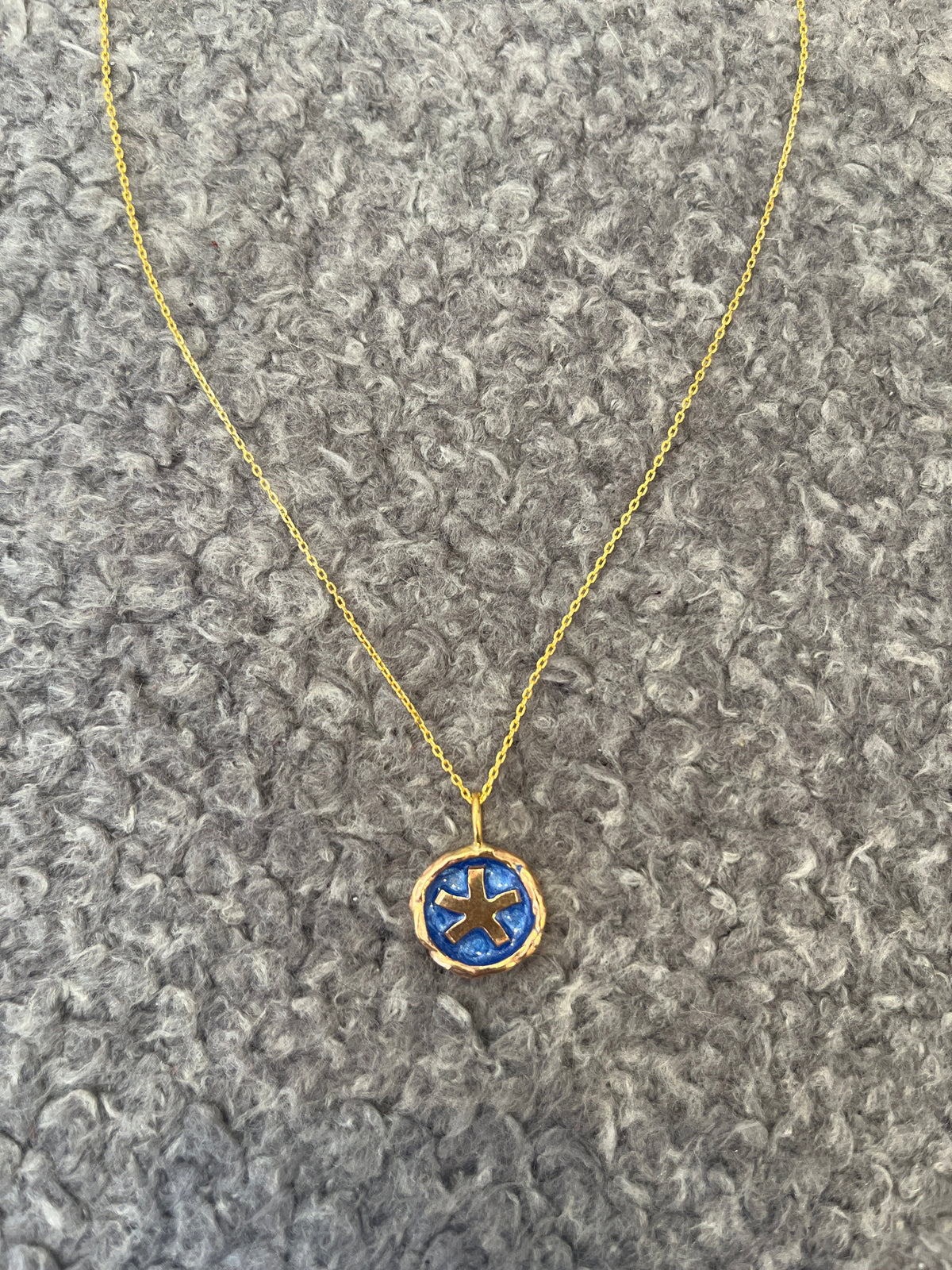 Blue Enamel Starfish Necklace – Gold-Plated Bronze