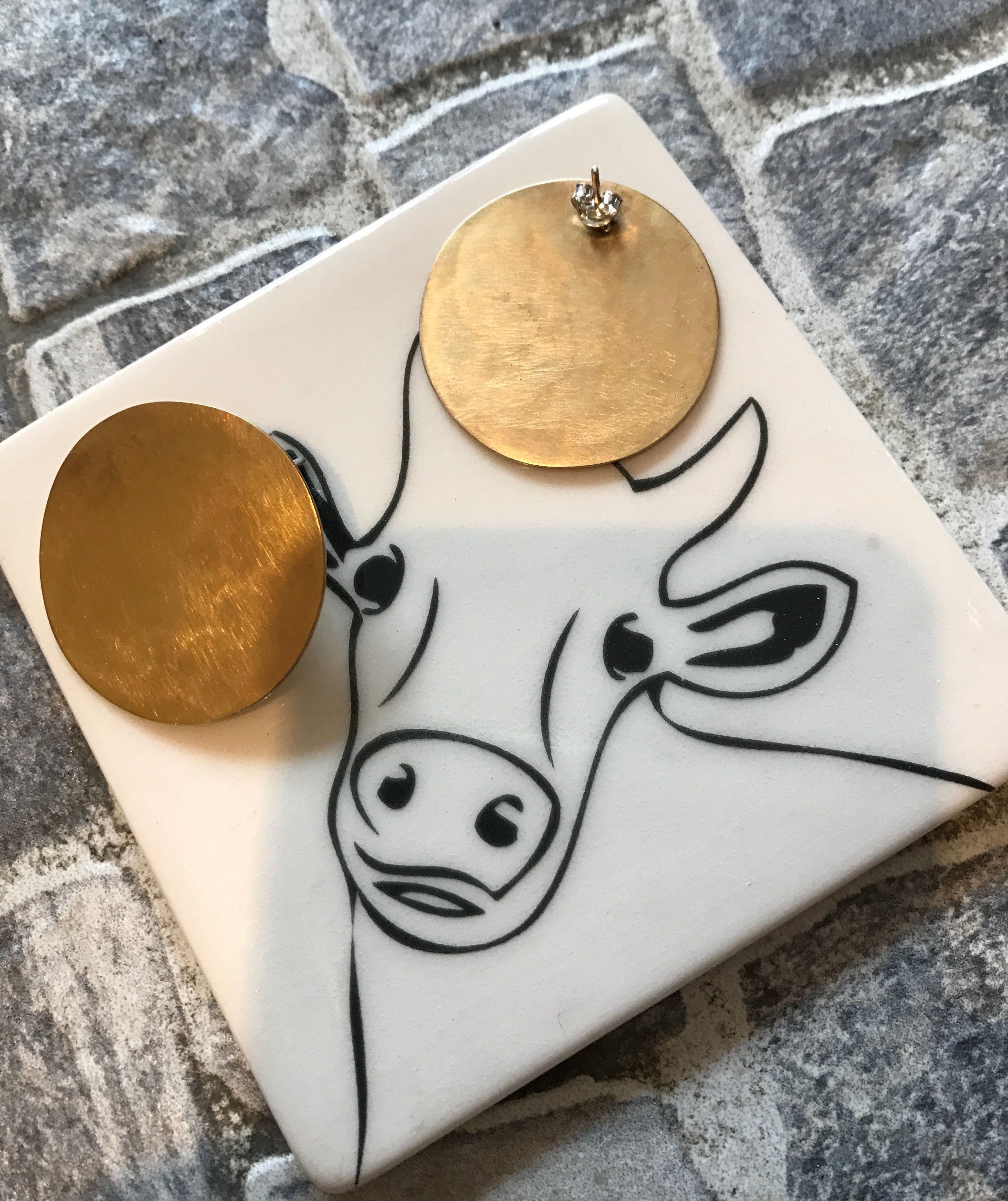 Handmade Round Bronze Earrings - Gold Plated